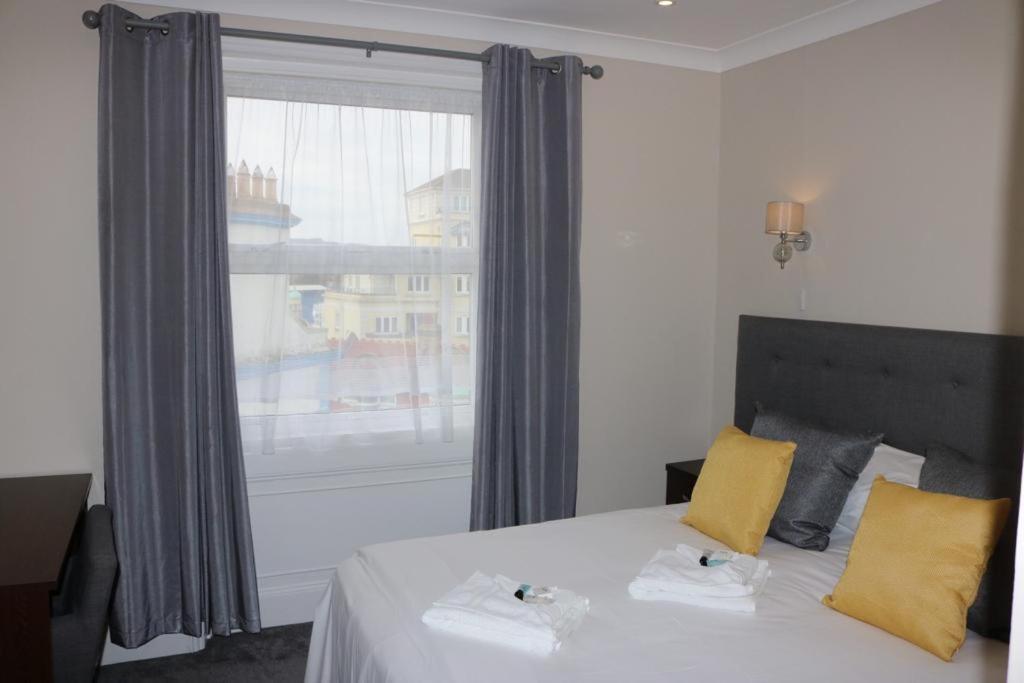 Oban Hotel Eastbourne Exterior photo